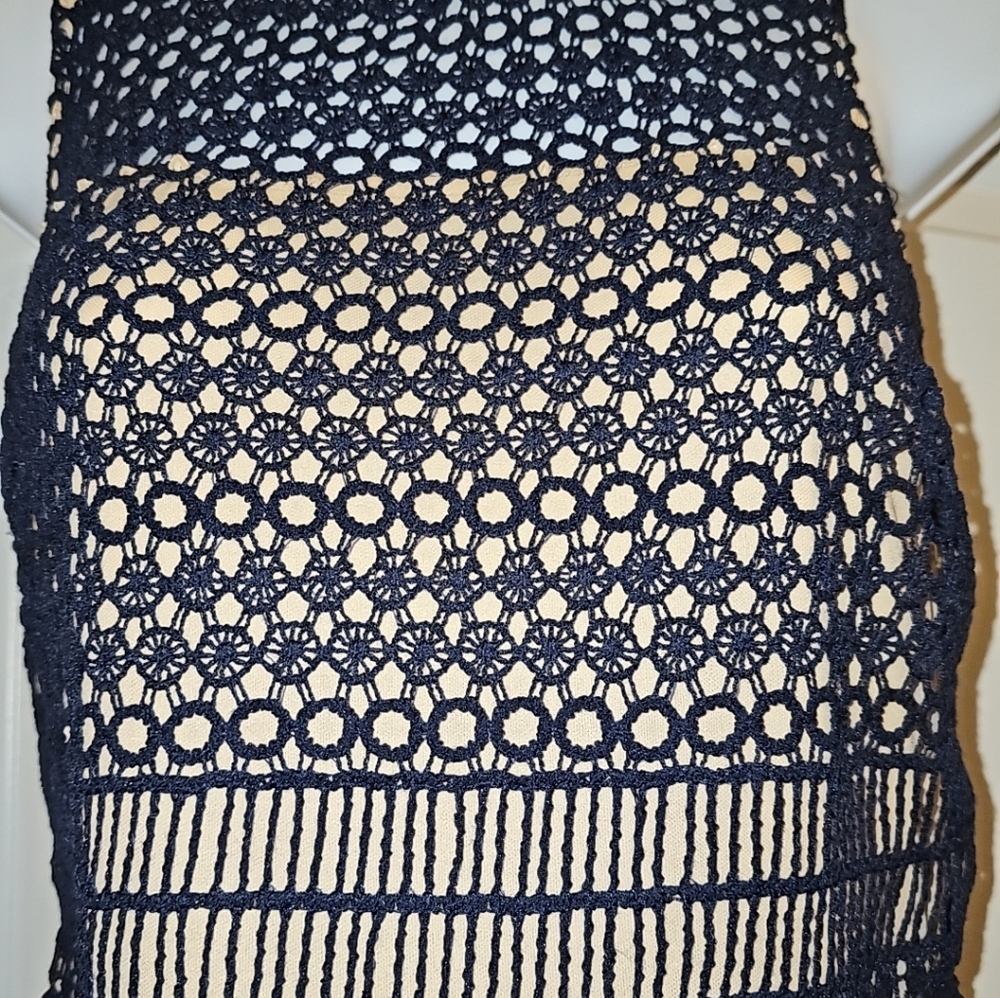 Francesca's Collection Size Medium - Picture 3 of 3